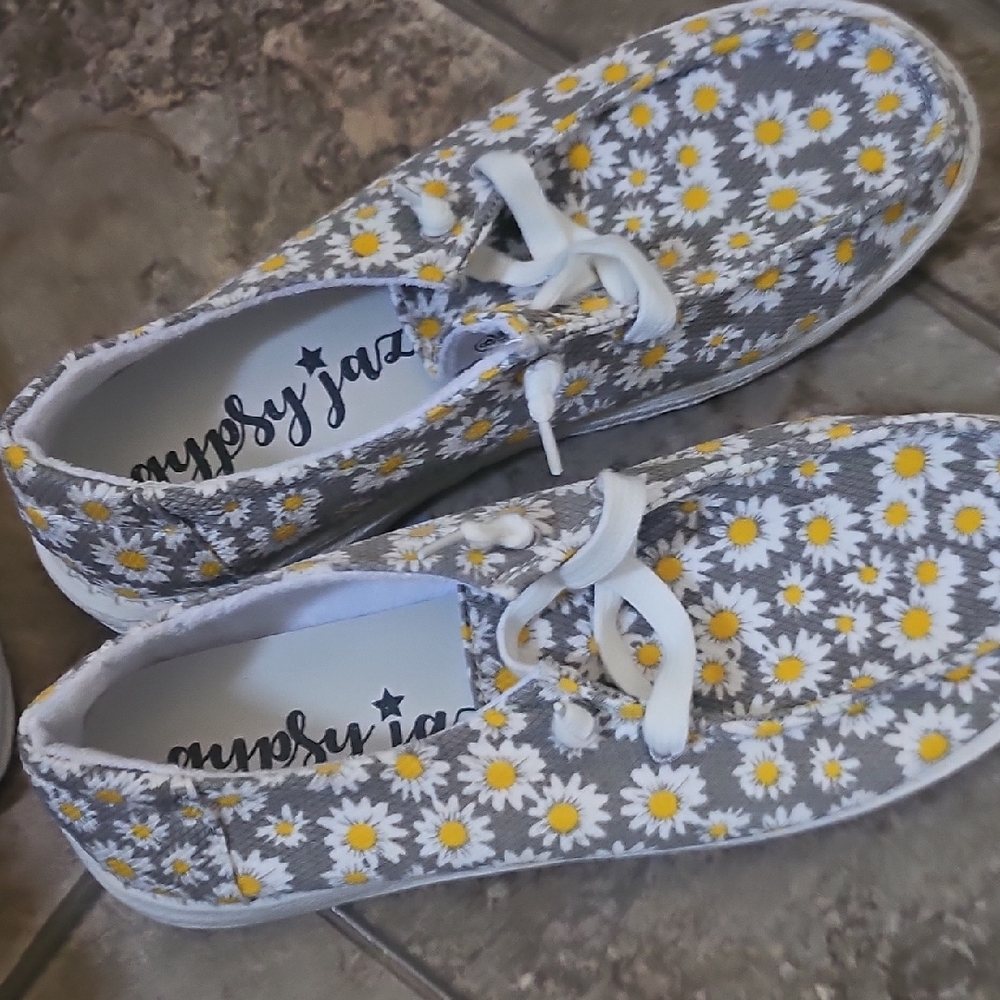 Gypsy Jazz Kids Daisy Gray Sneakers